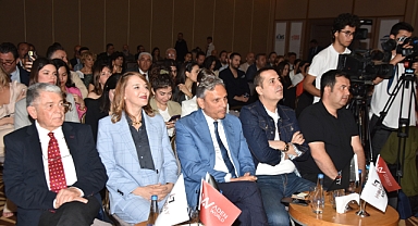 'Burada Turizm Çok' Panelinde Antalya Turizmi Mercek Altına Alındı